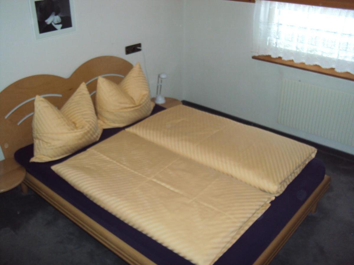 Pension Sursilva Gargellen Zimmer foto